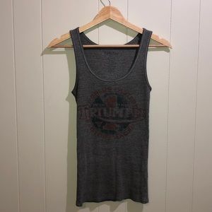 Lucky’s Tee Triumph Design Gray Tank